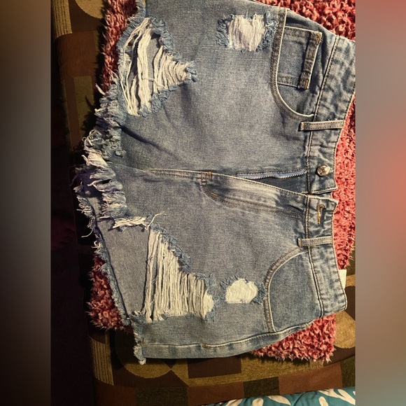 I bought these from shein and they fit too small. Brand new never worn - Picture 4 of 8